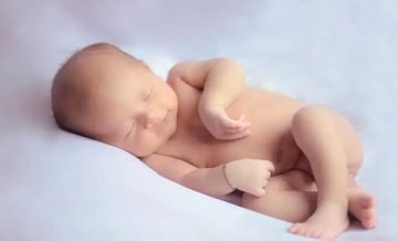 Bebê chorando sem motivo aparente: 9 hipóteses comuns