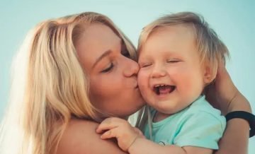 Contato Pele a Pele: 10 Benefícios Incríveis para o Bebê e a Mãe no Pós-Parto