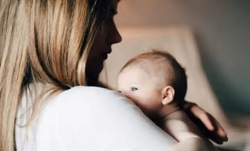 Primeiro banho do bebê: passo a passo para um momento seguro e especial
