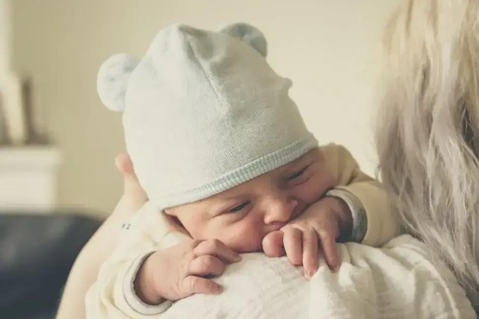 5. Dicas de cuidados para bebês espirrando