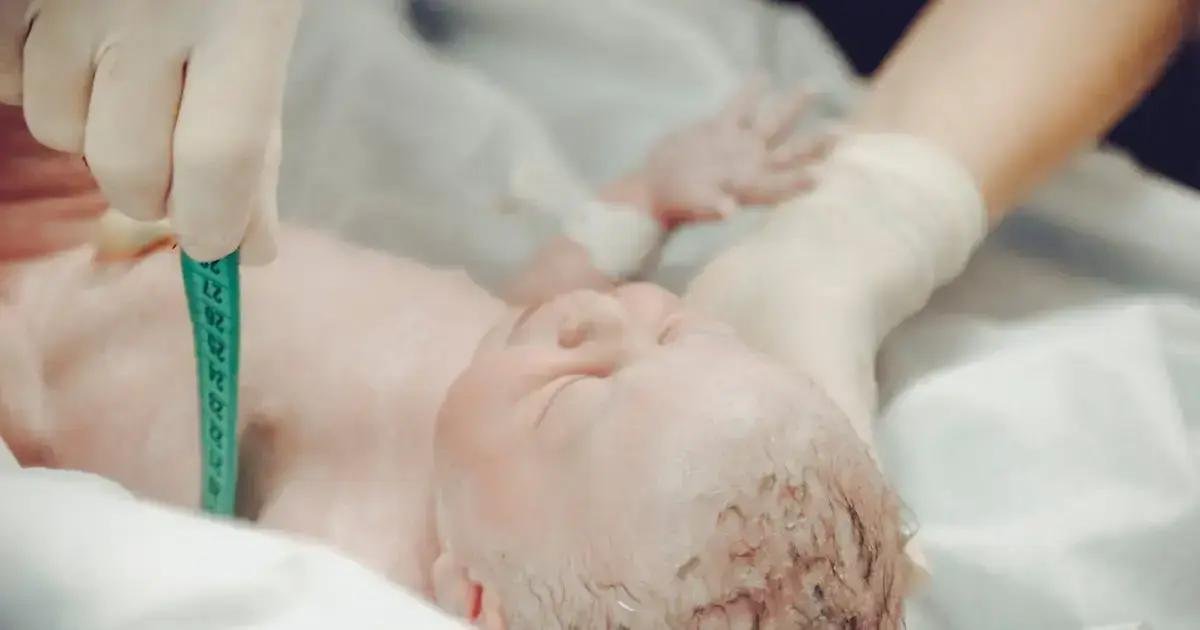 2. Equipamentos seguros para o berço do seu bebê