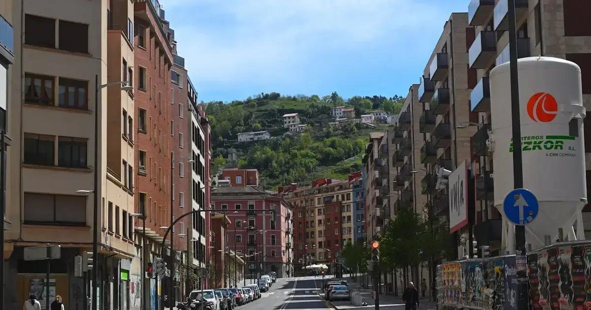 A introdução do pai nos cuidados é um passo fundamental para uma relação rica e saudável entre pai e filho. Ao encorajar a presença paterna desde o começo, todos ganham!