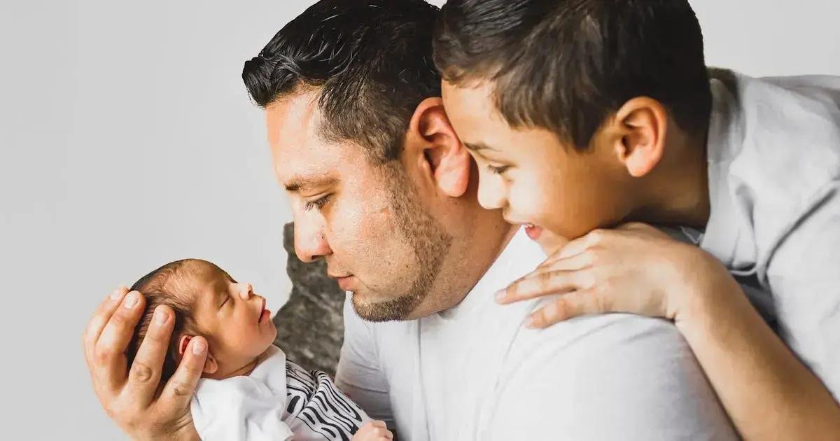 1. A importância do banho do bebê no inverno